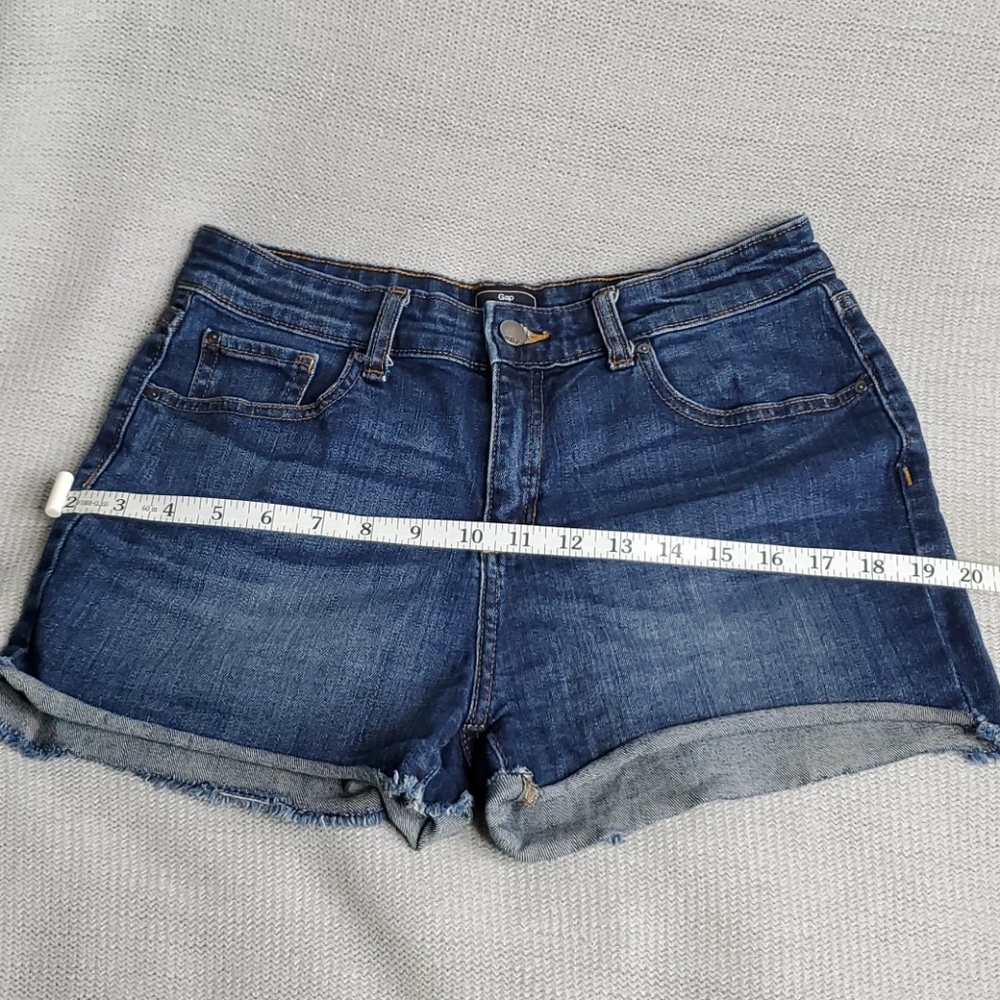 Gaps Shorts Jeans Size 2